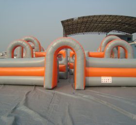 T5-2 Labirintul gonflabil gigant în aer liber
