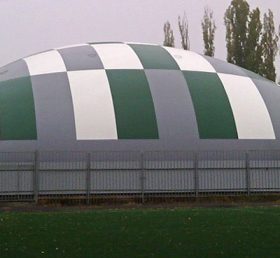 Tent3-038 Zona terenului de fotbal 1984 M2